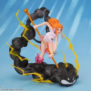 Nami Lightning Blast Figure
